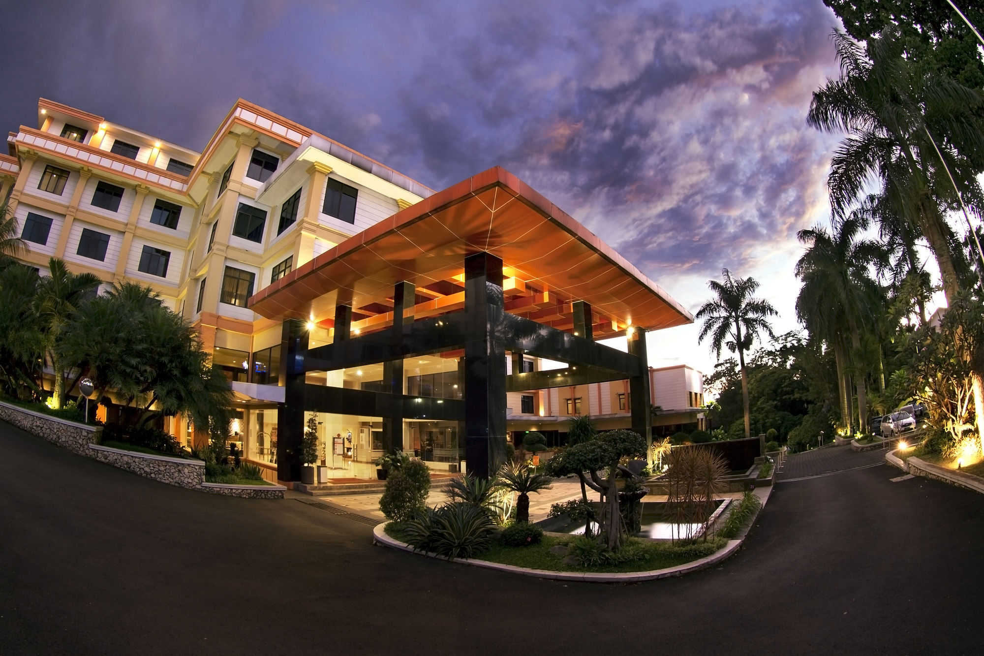 Sari Ater Kamboti Hotel Bandung Ngoại thất bức ảnh