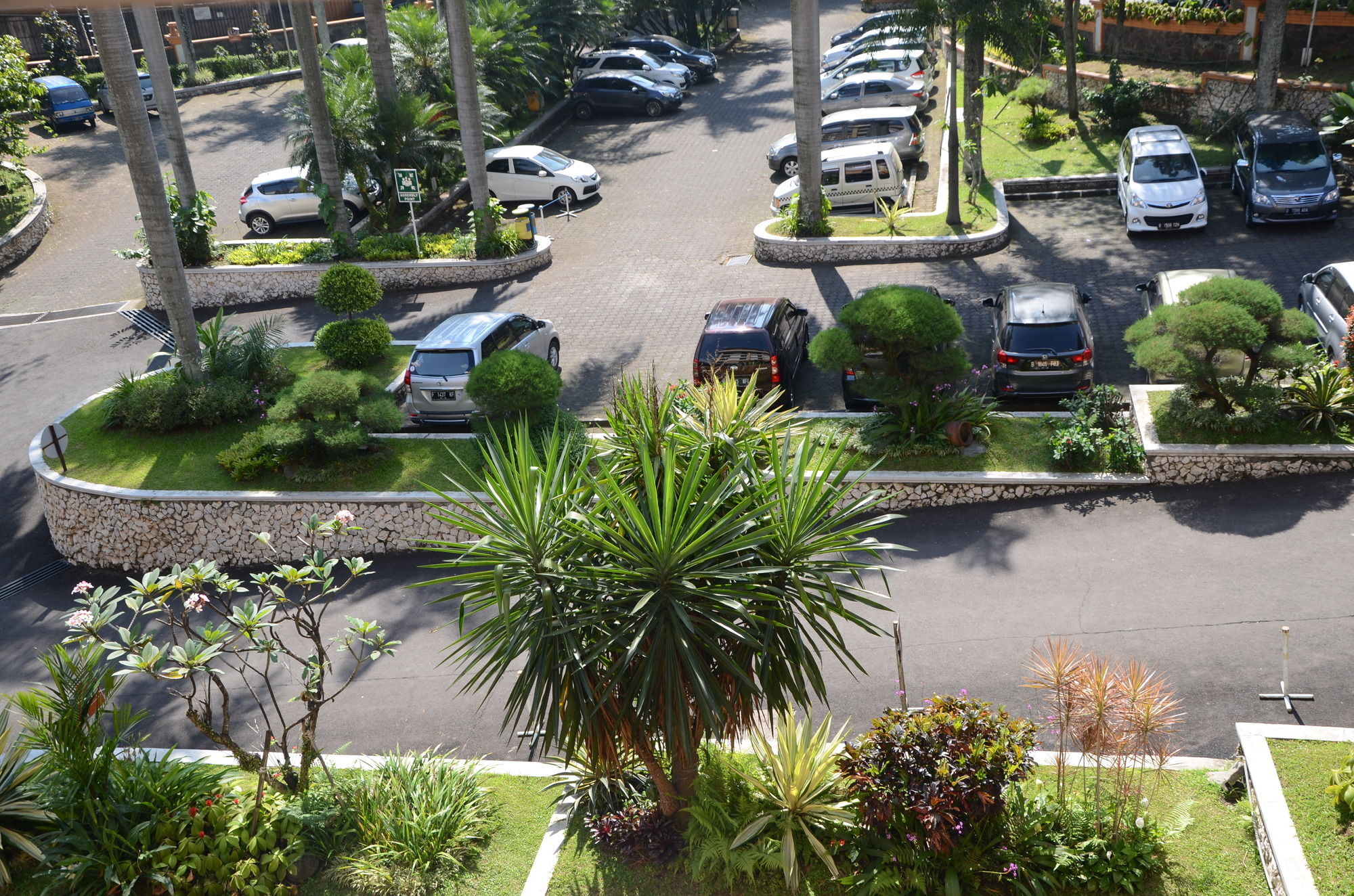 Sari Ater Kamboti Hotel Bandung Ngoại thất bức ảnh